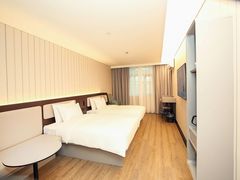 -汉庭(上海虹桥机场新店)