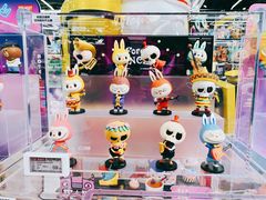 -泡泡玛特POPMART(侨福芳草地店)