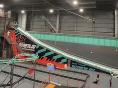 -极限PLAY运动娱乐新世界·团建派对潮玩休闲馆·室内蹦极高空游乐园
