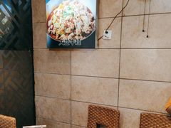 -昱龙大盆牛蛙馆(三兴街总店)