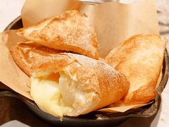 奶香芝士菠萝卷-必胜客(万达店)