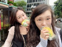 -詹爷爷乌节路街头冰淇淋
