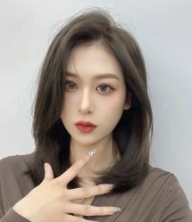 -妃格美发沙龙·烫发·染发