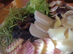 -民食香·腊排骨野生菌美食(木府店)