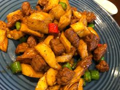 杏鲍菇炒雪花牛肉-味友味港印记(厦门集美银泰百货店)
