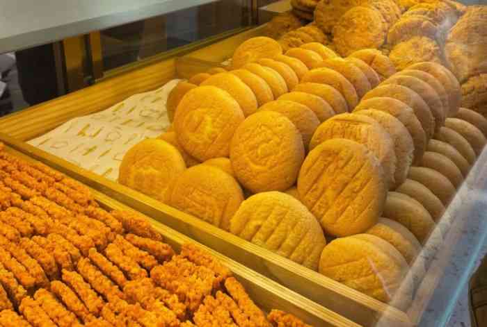 酥翁pastry糕点(管庄店)-"每天都会排队的点心店.这两年只要卖桃酥就.