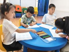 -英孚教育青少儿(滨江中心)