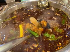 -肖肖酸萝卜鱼火锅(总店)