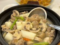 -鹿鸣酒家(越秀店)