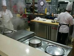 -地方名吃海鲜大馅蒸饺(北戴河店)