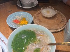 -蜜桃餐厅·伴山(湖滨商业街店)