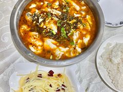 -金良酸菜鱼(宁海路总店)