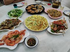 -覃记海鲜美食餐厅