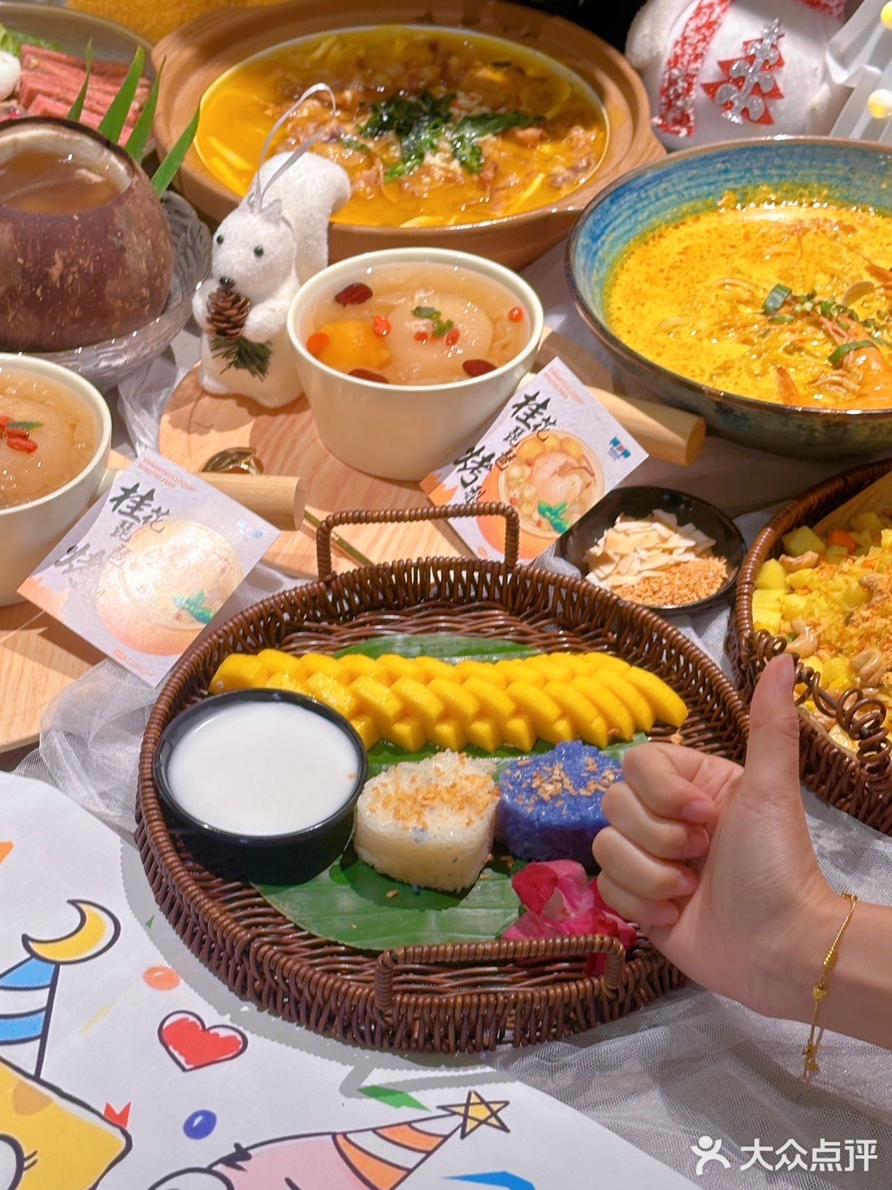 被西安这家泰餐硬控一整天！圣诞氛围美哭了[流泪]