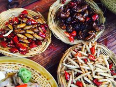 -昆虫窝子·特色云南菜(拓东路总店)