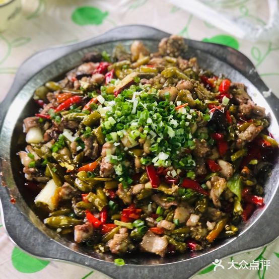 廖哥泡椒兔(峨眉店)