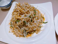 -老码头黑皮肘子锅包肉(赣水路店)