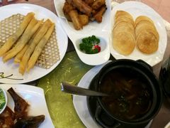 蒜香骨-王府井酒店(金桥港湾店)