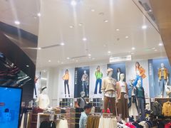 -优衣库(深圳万象天地旗舰店)