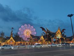 -七彩云南古滇温泉山庄