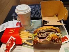 -麦当劳(沙井京基百纳广场店)