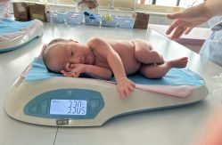 -菁幼月子会所(儿童医院店)