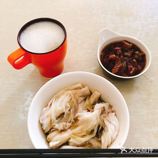 亚喜肠粉(赤坎总店)