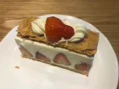 -星巴克(上海虹桥新天地二店)