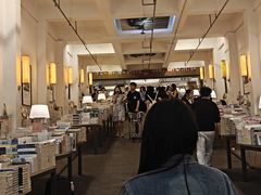 -先锋书店(五台山总店)