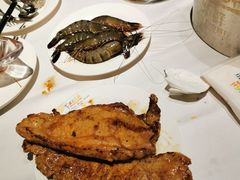 -领鲜活海鲜榴莲自助火锅(东门店)