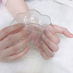 -吉吉靓甲美睫
