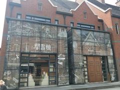 -钟书阁(松江泰晤士小镇店)