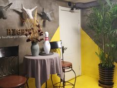 大堂-HIGH FIVE哈福手工汉堡(桂林路店)