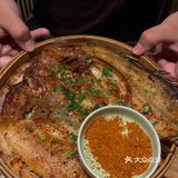 在上海的云南烧烤 ！！jujuju有氛围感…