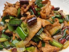 -蔼若春.传承三十年云南菜(金碧公园店)