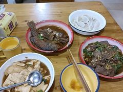 -老三样·美食研究中心(世贸路店)