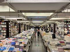 -先锋书店(五台山总店)
