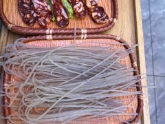 -阿婆情腊排骨火锅(金虹路店)