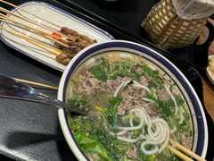 -云阿蛮云南生烫牛肉米线(奉贤路店)