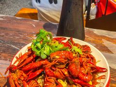 -老街烧烤大排档·地道湖北菜·龙虾馆(汉口火车站店)