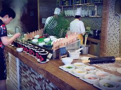 -湖景知味西餐厅•自助餐• 轻食(南京金茂威斯汀大酒店)