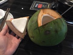 -东椰·海南椰子鸡火锅(朝阳门店)