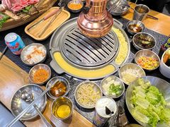-GOGIYA·咕叽吖韩国传统烤肉店(东方新天地店)