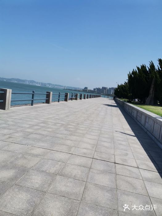三清洞摩西韩式年糕火锅(威高广场店)图片