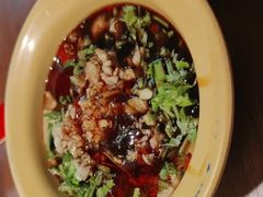 -签多多串串香火锅