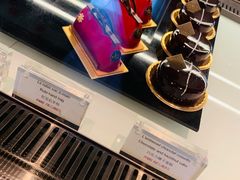 -Salon de The de Joel Robuchon(外滩18号店)