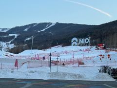 -中旅松花湖滑雪场