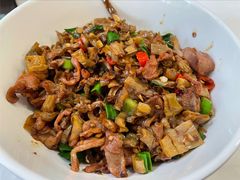 白辣椒炒鸡胗-新新湘菜馆(新中街二条店)