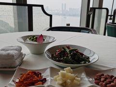 -澜亭中餐厅·一线江景·尊蓝豪华精选