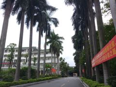 -佛山市第一中学